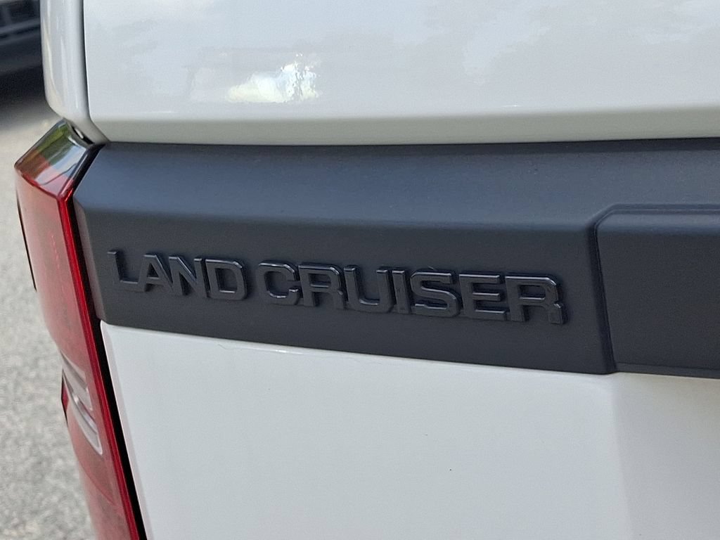 Used 2025 Toyota Land Cruiser 1958 AWD/4WD image 32