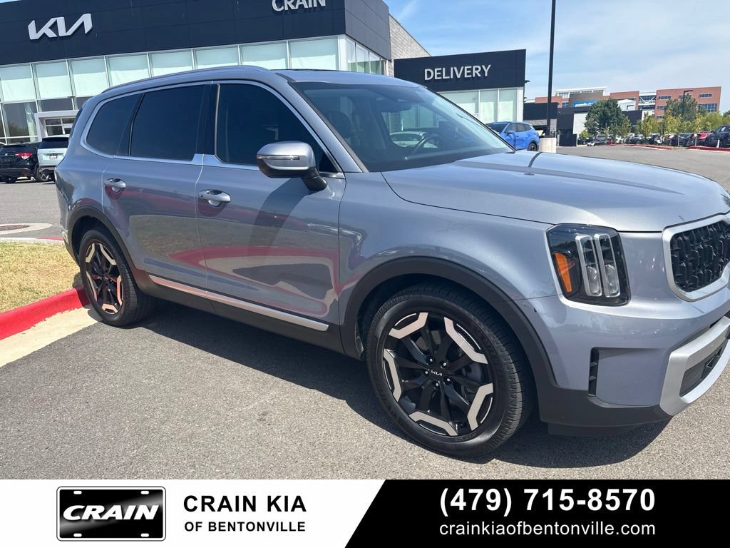 Certified 2023 Kia Telluride EX w/ EX Captain's Chair Package AWD/4WD video 1