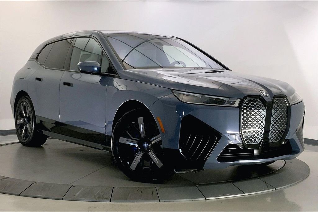 Certified 2023 BMW iX xDrive50 w/ Premium Package image 32