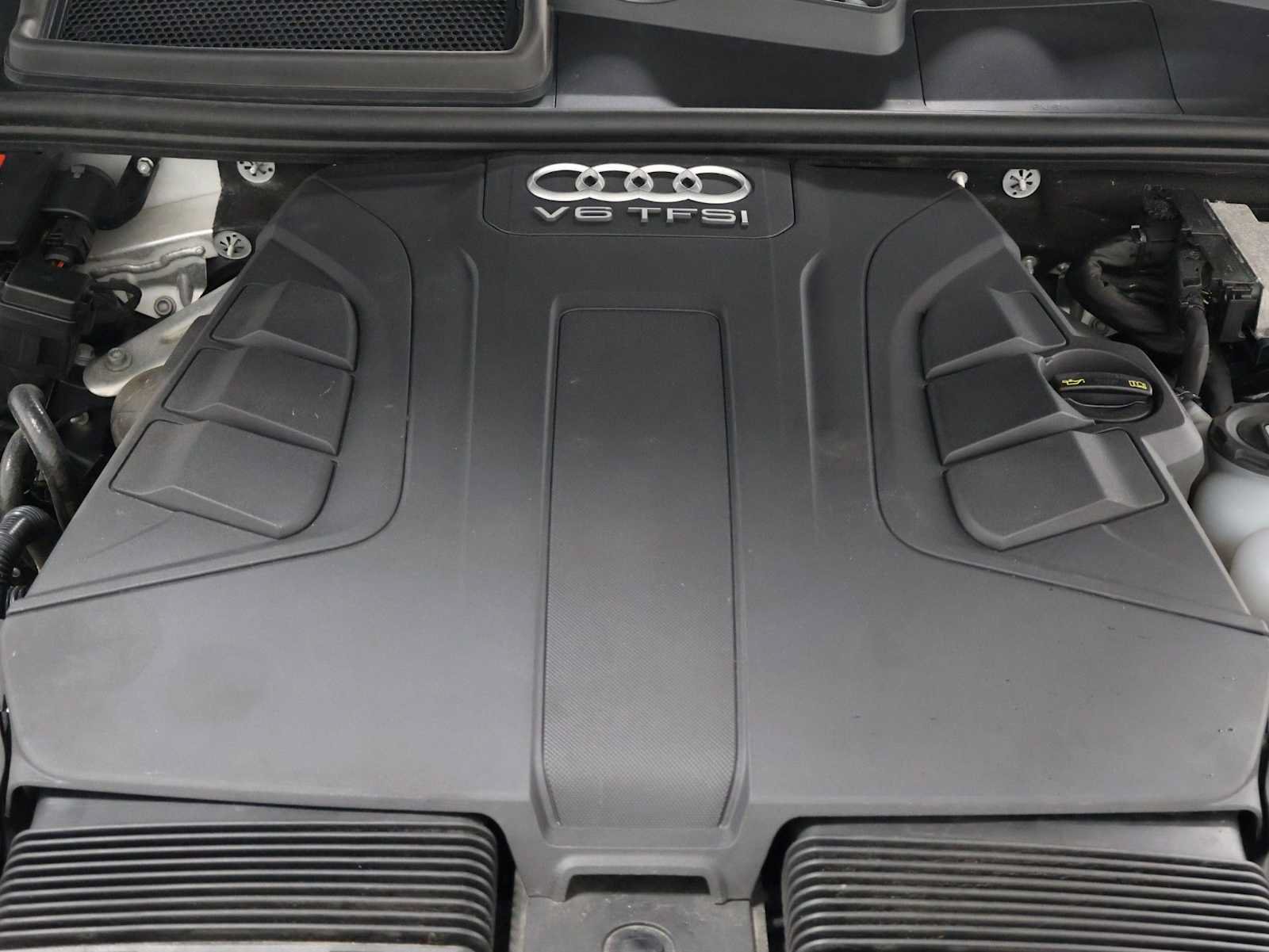 Used 2018 Audi Q7 3.0T Premium Plus w/ Premium Plus Package AWD/4WD image 40