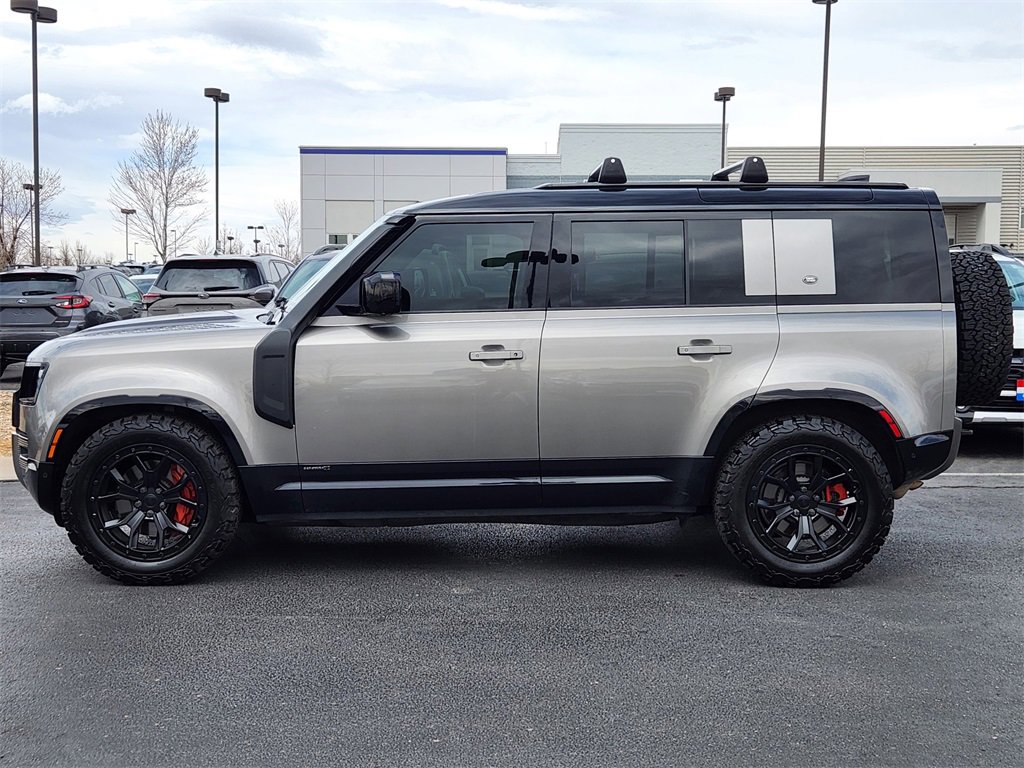 Used 2022 Land Rover Defender 110 X image 2