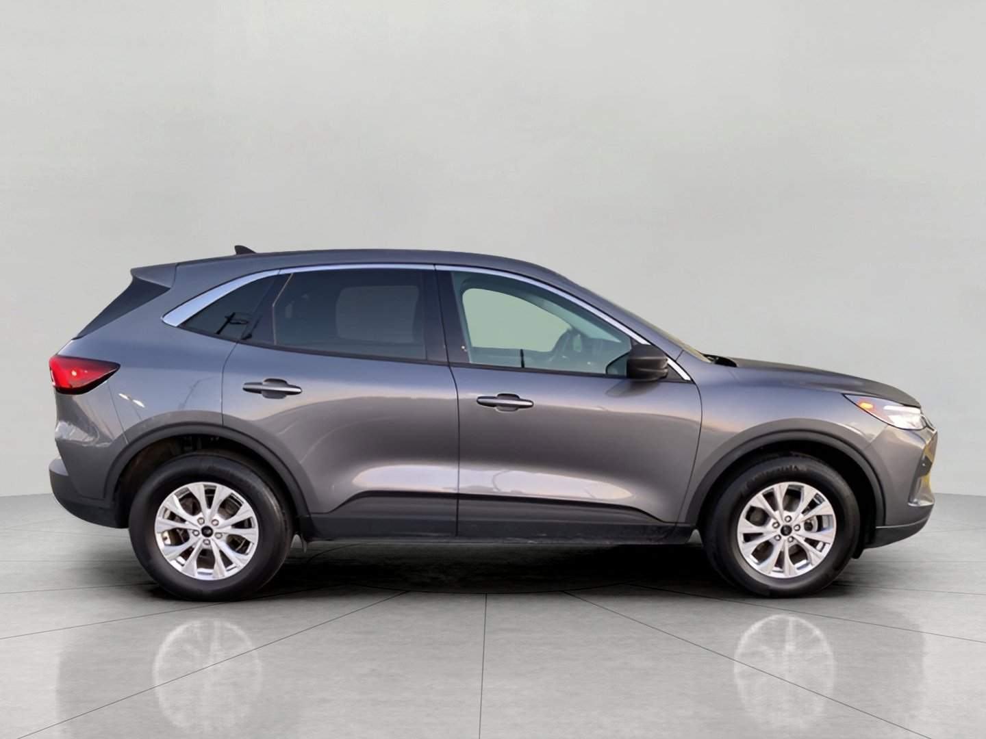 Used 2023 Ford Escape Active image 31