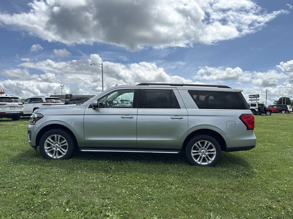 Used 2022 Ford Expedition Max XLT AWD/4WD image 11