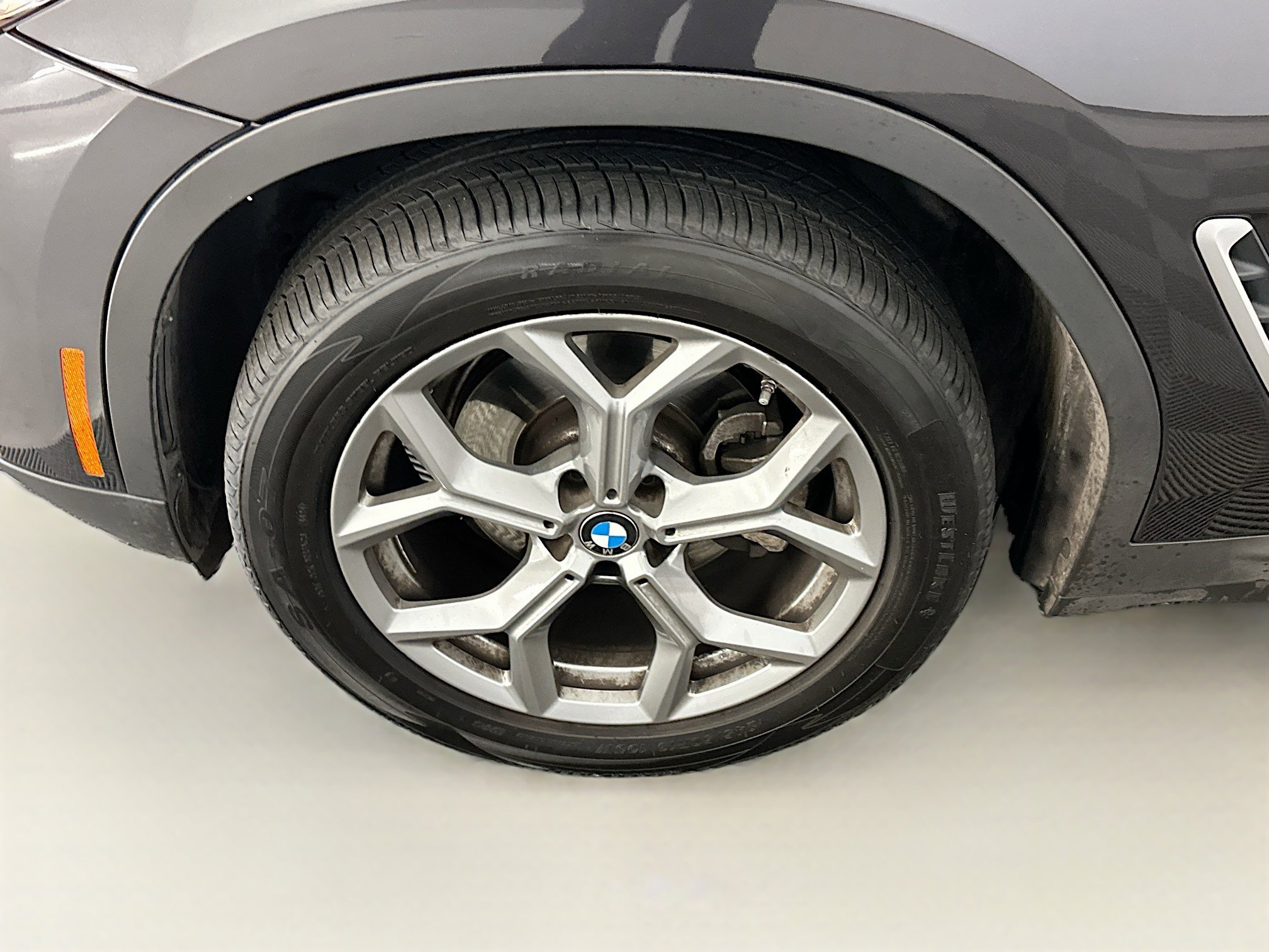 Used 2024 BMW X3 xDrive30i w/ Convenience Package image 11