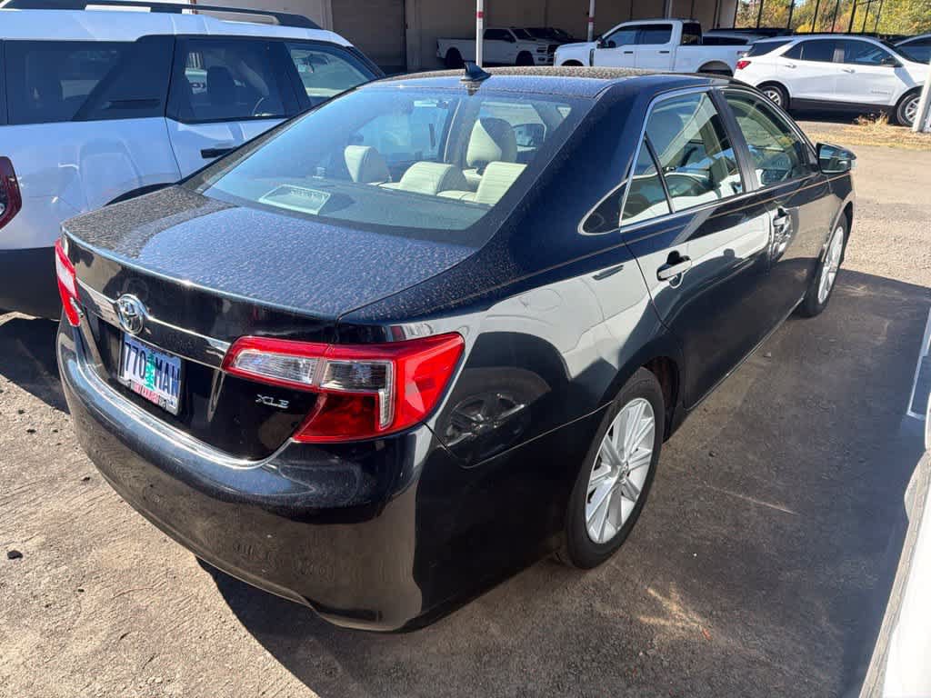 Used 2013 Toyota Camry XLE FWD image 5