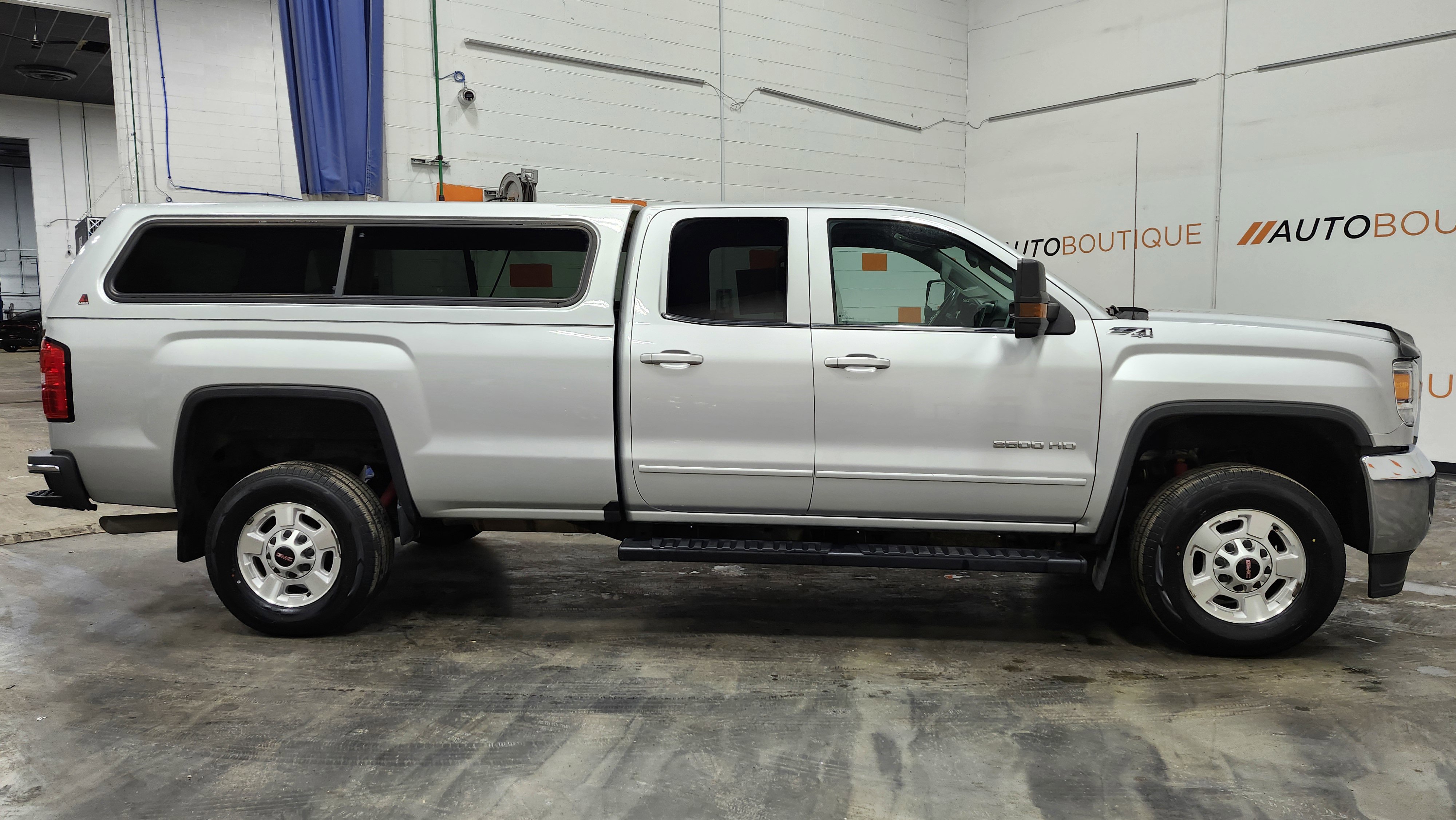 Used 2019 GMC Sierra 2500 SLE image 17