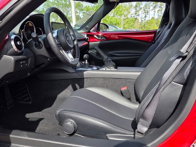 New 2026 MAZDA MX-5 Miata RF Grand Touring RWD image 4