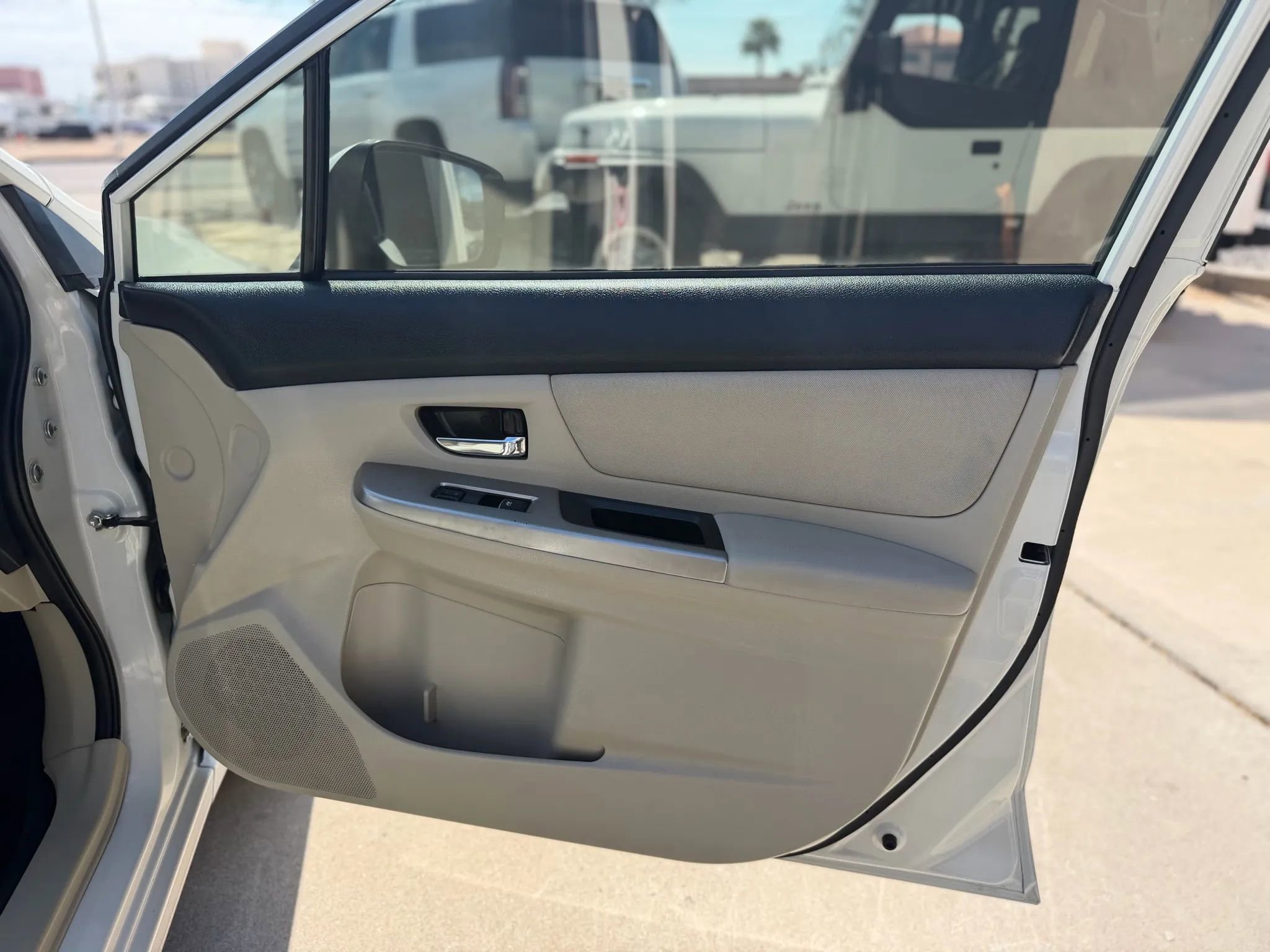 Used 2015 Subaru Impreza 2.0i Premium image 28