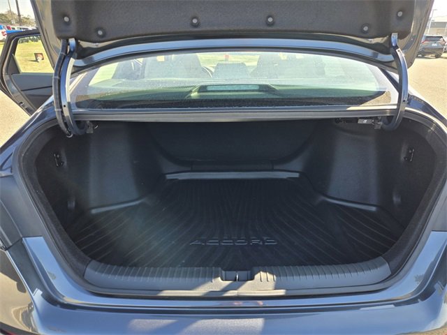 Used 2023 Honda Accord LX image 10