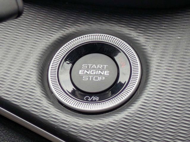 Used 2023 Jeep Grand Cherokee L Laredo AWD/4WD image 31