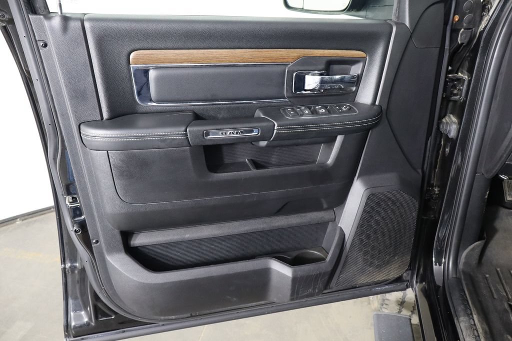 Used 2016 RAM 2500 Laramie AWD/4WD image 19