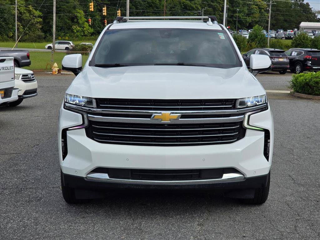 Used 2022 Chevrolet Suburban LT w/ Luxury Package RWD image 20