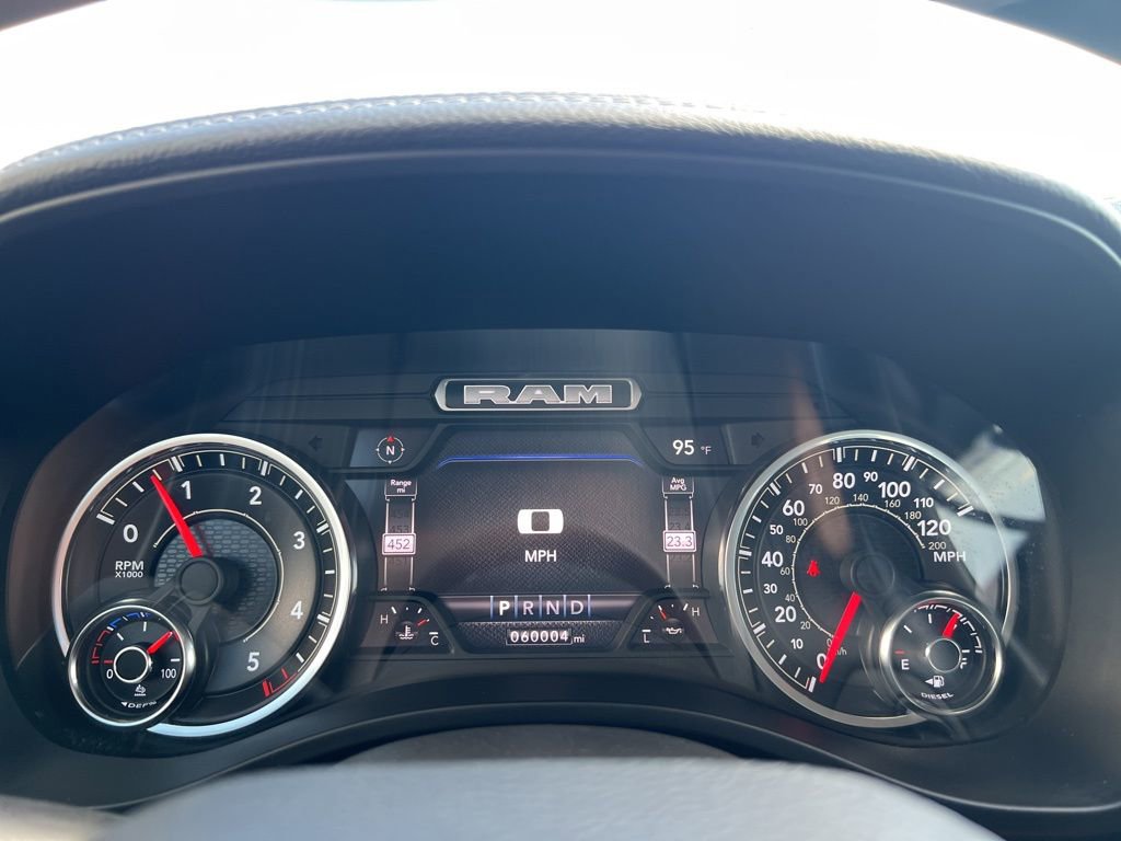 Used 2022 RAM 1500 Laramie w/ Laramie Southwest Edition image 11