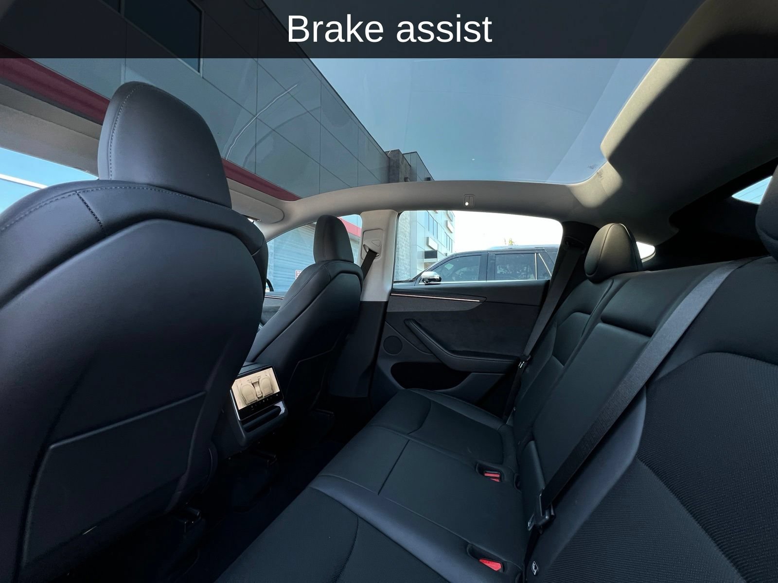 Used 2026 Tesla Model Y AWD image 7