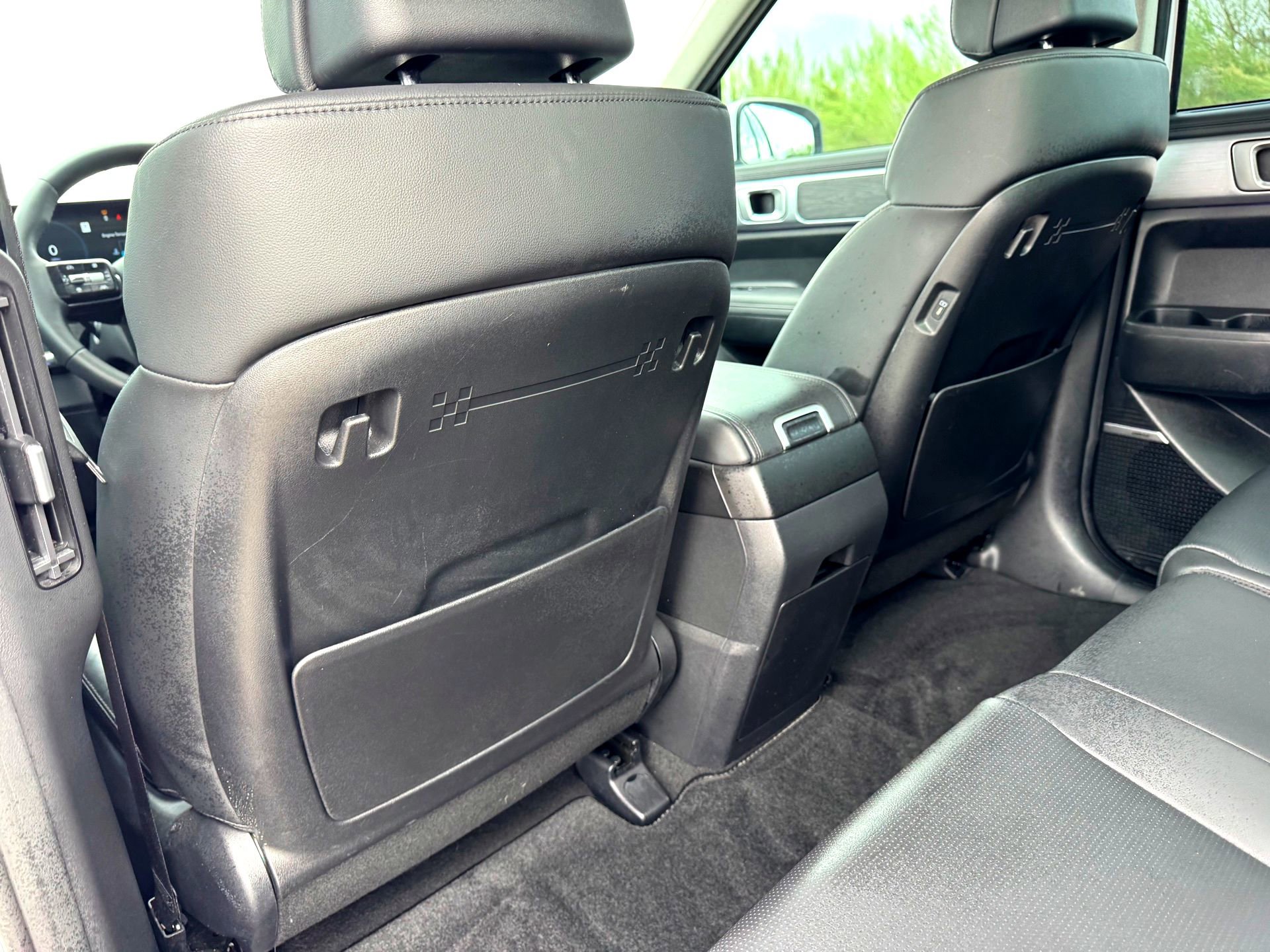 Used 2025 Hyundai Santa Fe Limited image 24