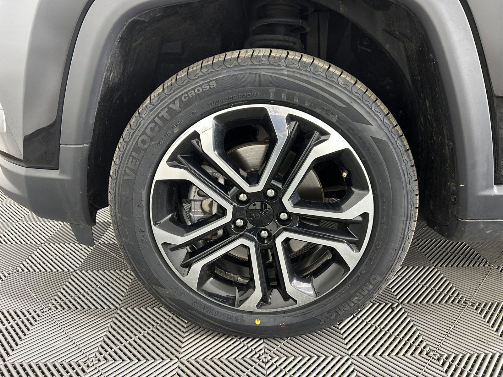 Used 2022 Jeep Compass Limited image 30