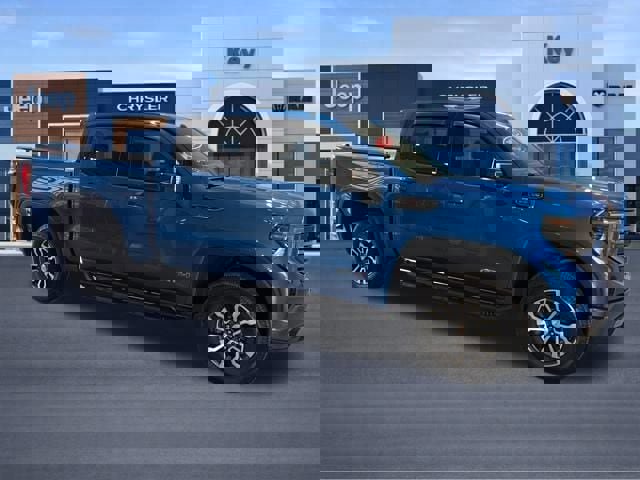 Used 2022 GMC Sierra 1500 AT4 w/ AT4 Preferred Package image 8