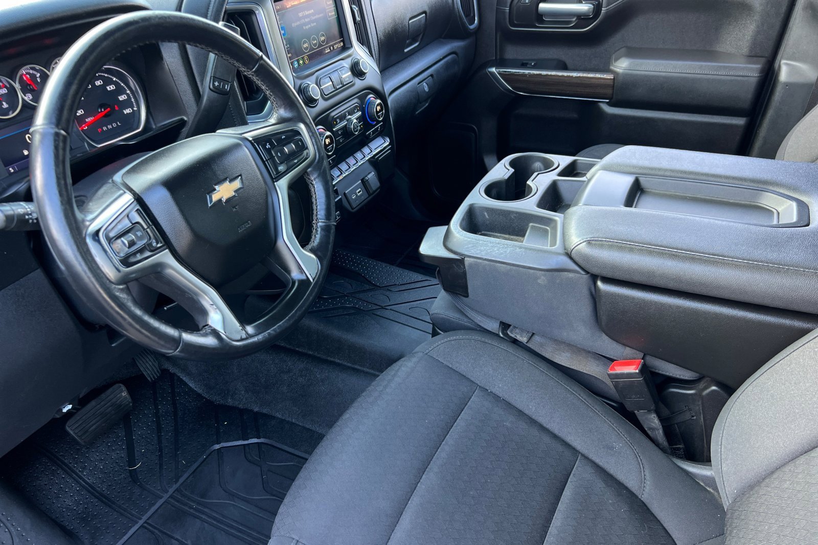 Used 2021 Chevrolet Silverado 1500 LT w/ Z71 Off-Road Package image 10