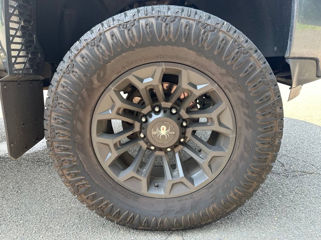 Used 2020 Chevrolet Silverado 2500 LTZ w/ LTZ Premium Package AWD/4WD image 25