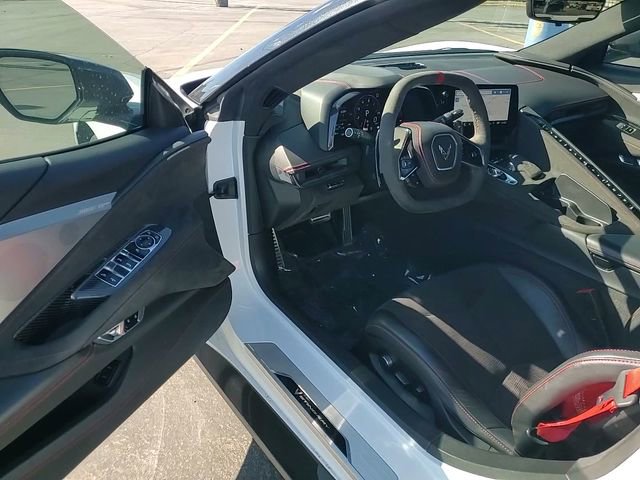 Used 2020 Chevrolet Corvette Stingray Premium Conv w/ 3LT Preferred Equipment Group image 12