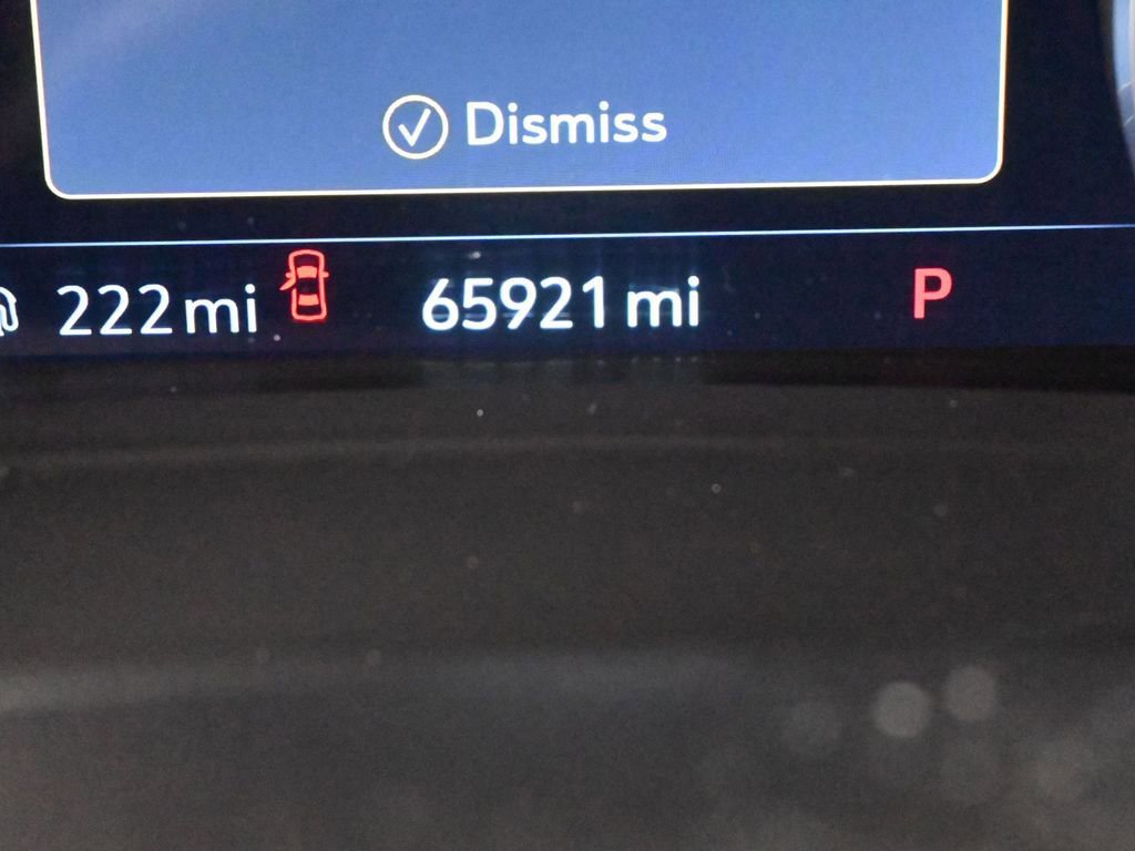 Used 2023 Buick Envision Essence image 32