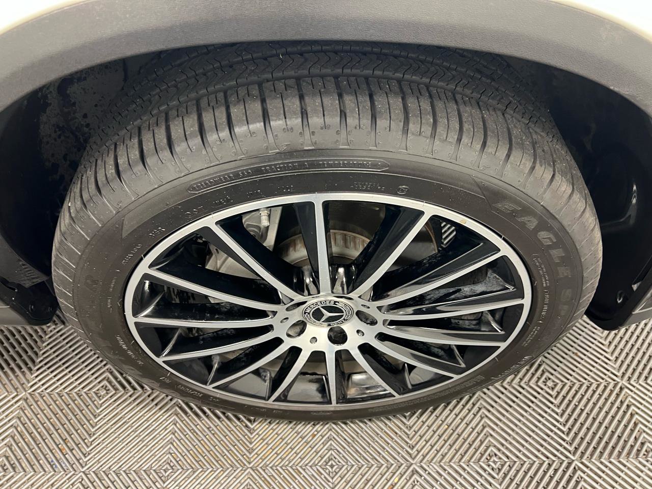 Used 2021 Mercedes-Benz GLC 300 4MATIC Coupe image 39