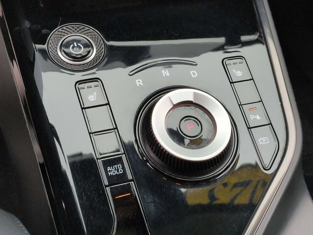 Certified 2023 Kia Niro Wind FWD image 16