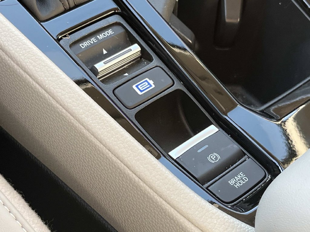 Used 2024 Honda Accord EX-L image 36