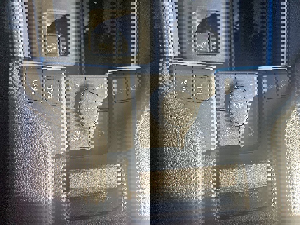 Used 2024 Toyota Grand Highlander XLE image 19