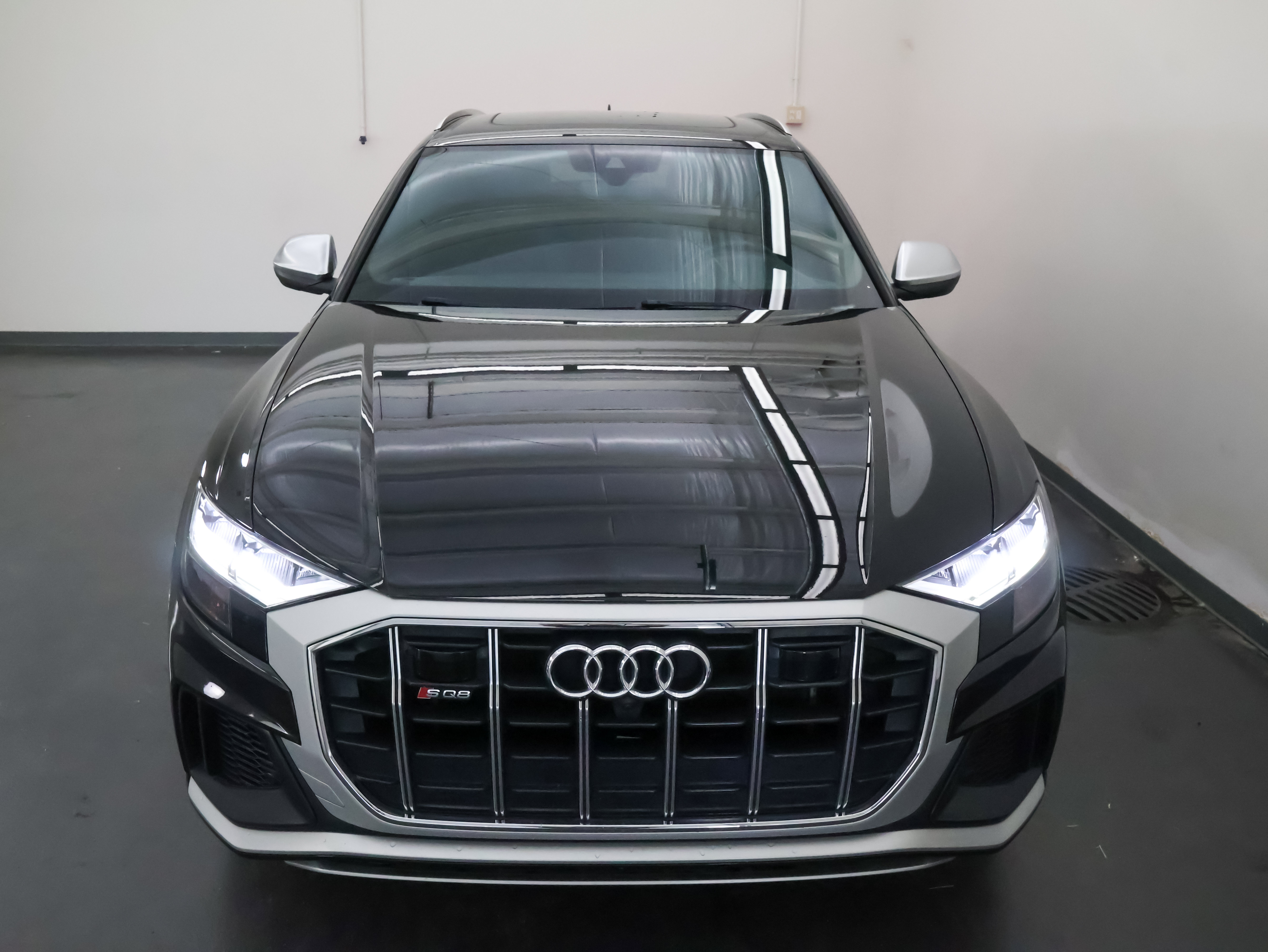 Used 2022 Audi SQ8 Premium Plus AWD/4WD image 9