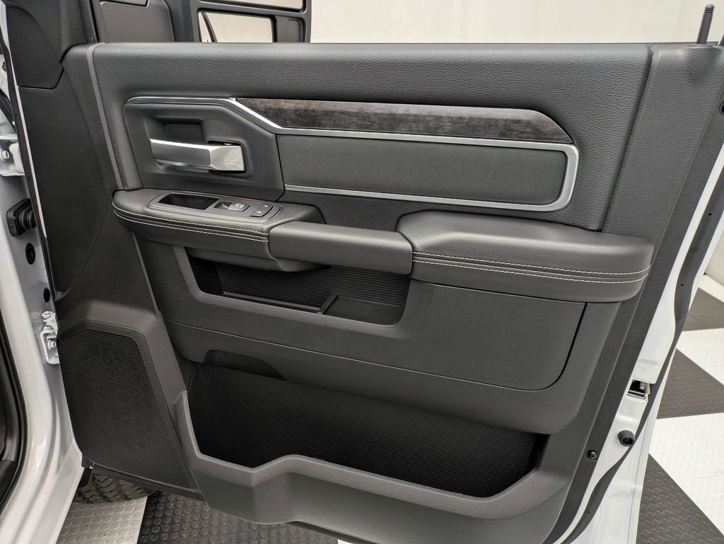 New 2024 RAM 2500 Big Horn w/ Safety Group image 19