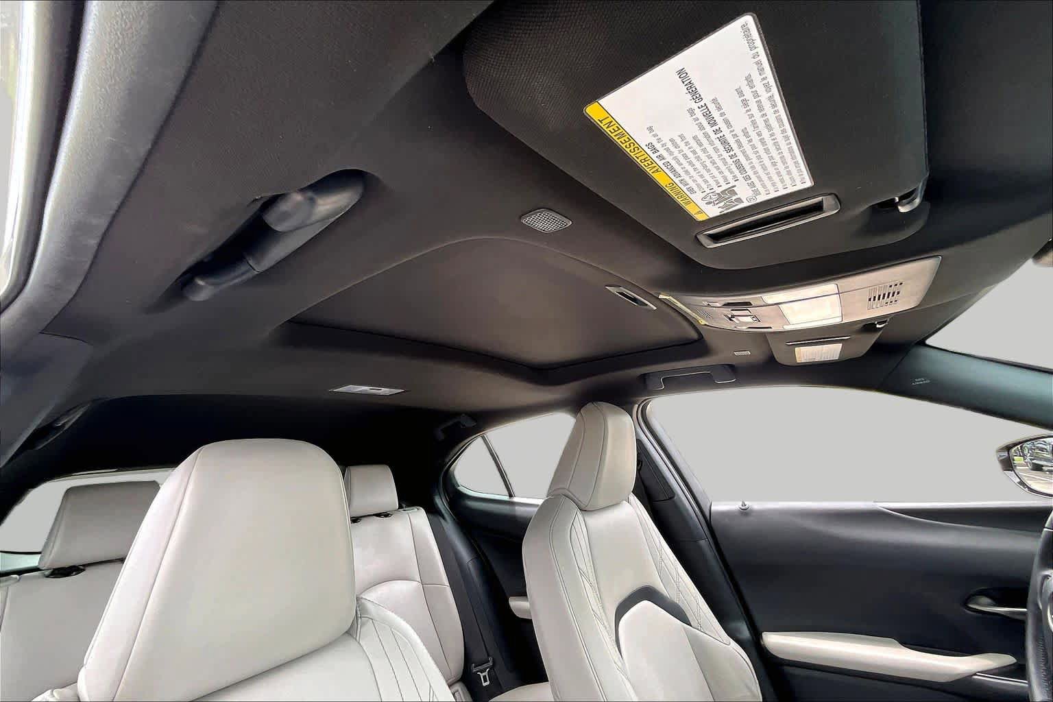 Used 2023 Lexus UX 250h FWD w/ Accessory Package (Z1) image 12