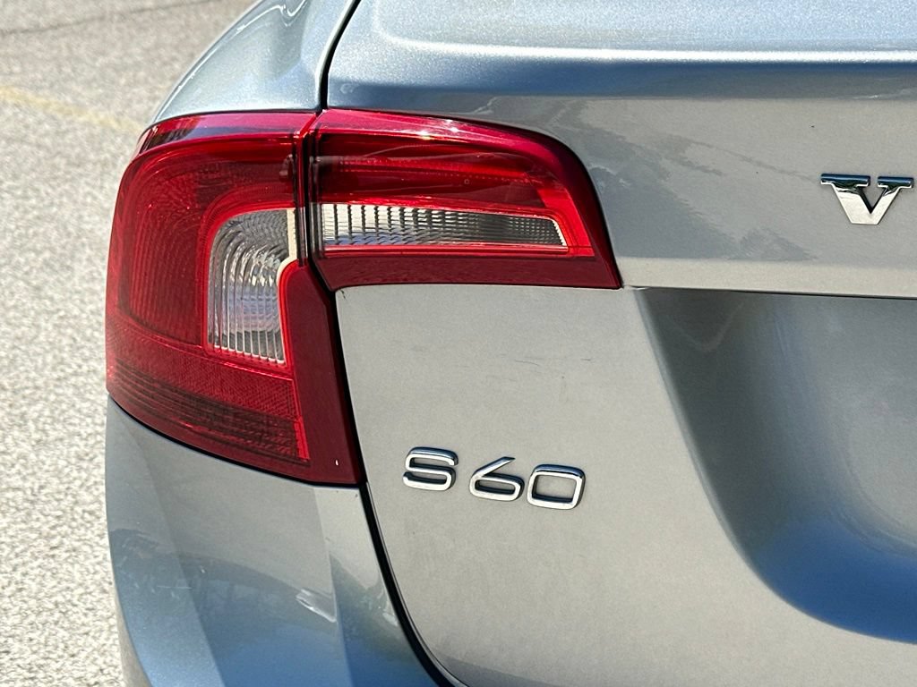 Used 2013 Volvo S60 T5 FWD image 11