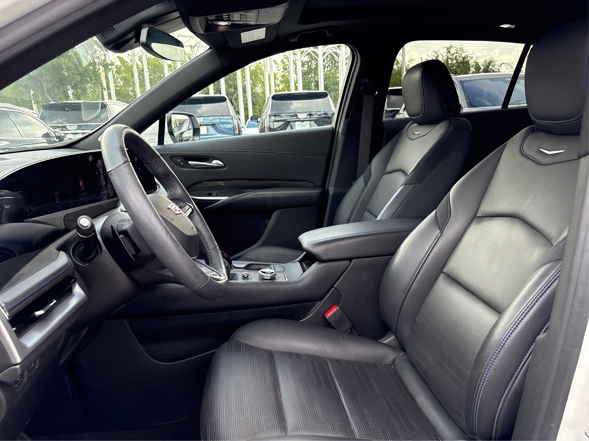 Certified 2024 Cadillac XT4 Sport FWD image 9