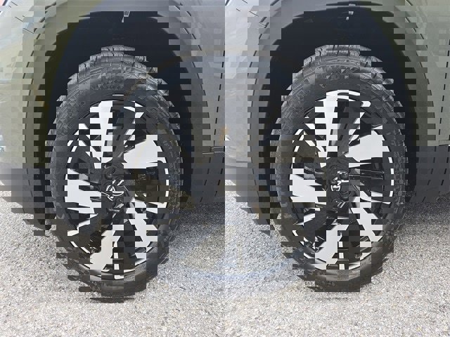 New 2026 Volkswagen Atlas Cross Sport SEL image 9