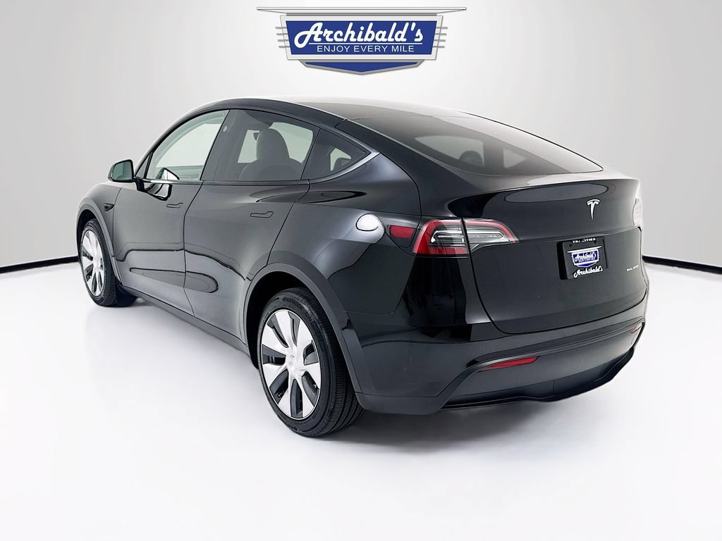 Used 2023 Tesla Model Y Long Range AWD/4WD image 5