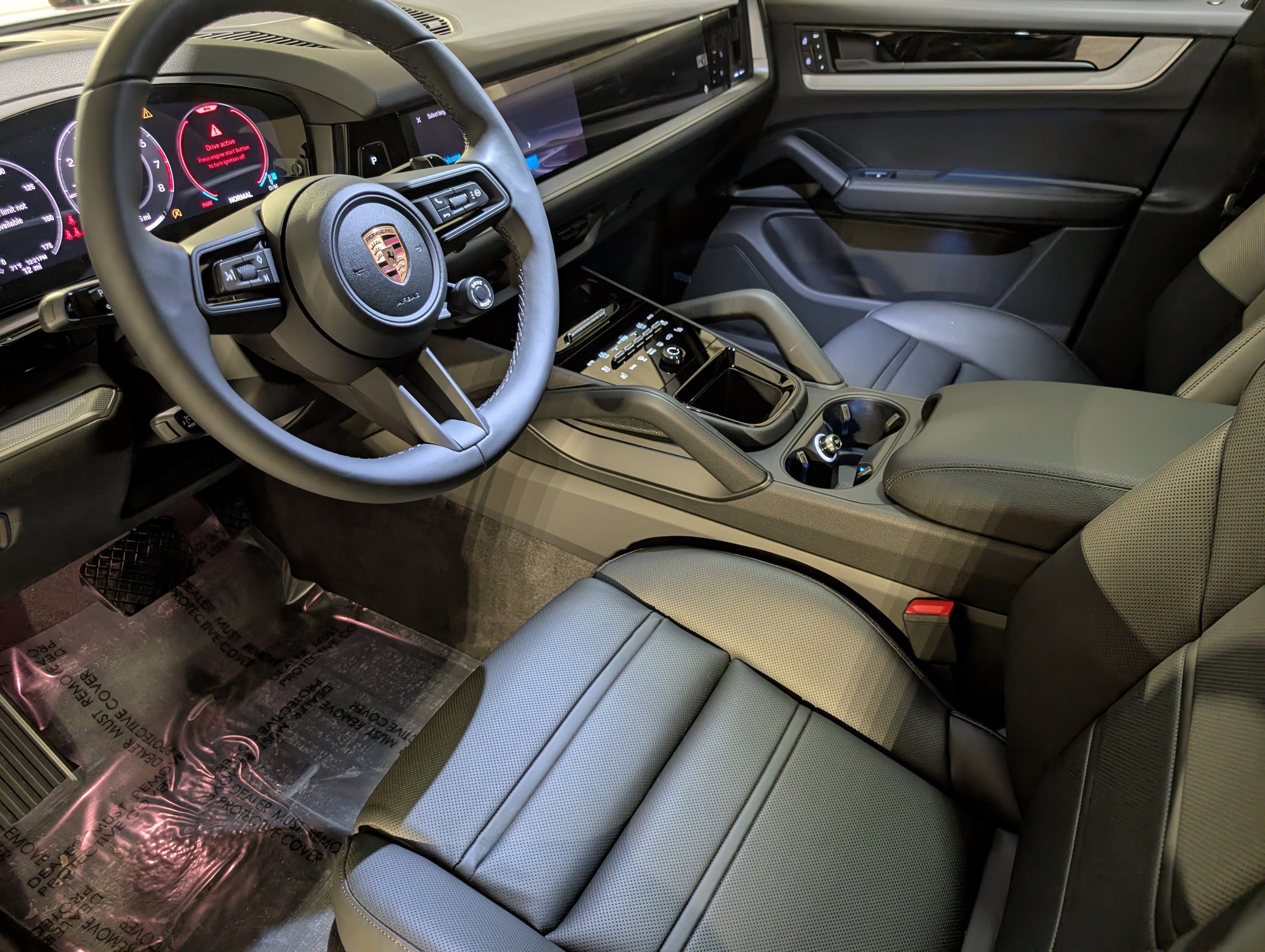 New 2026 Porsche Cayenne Coupe image 4