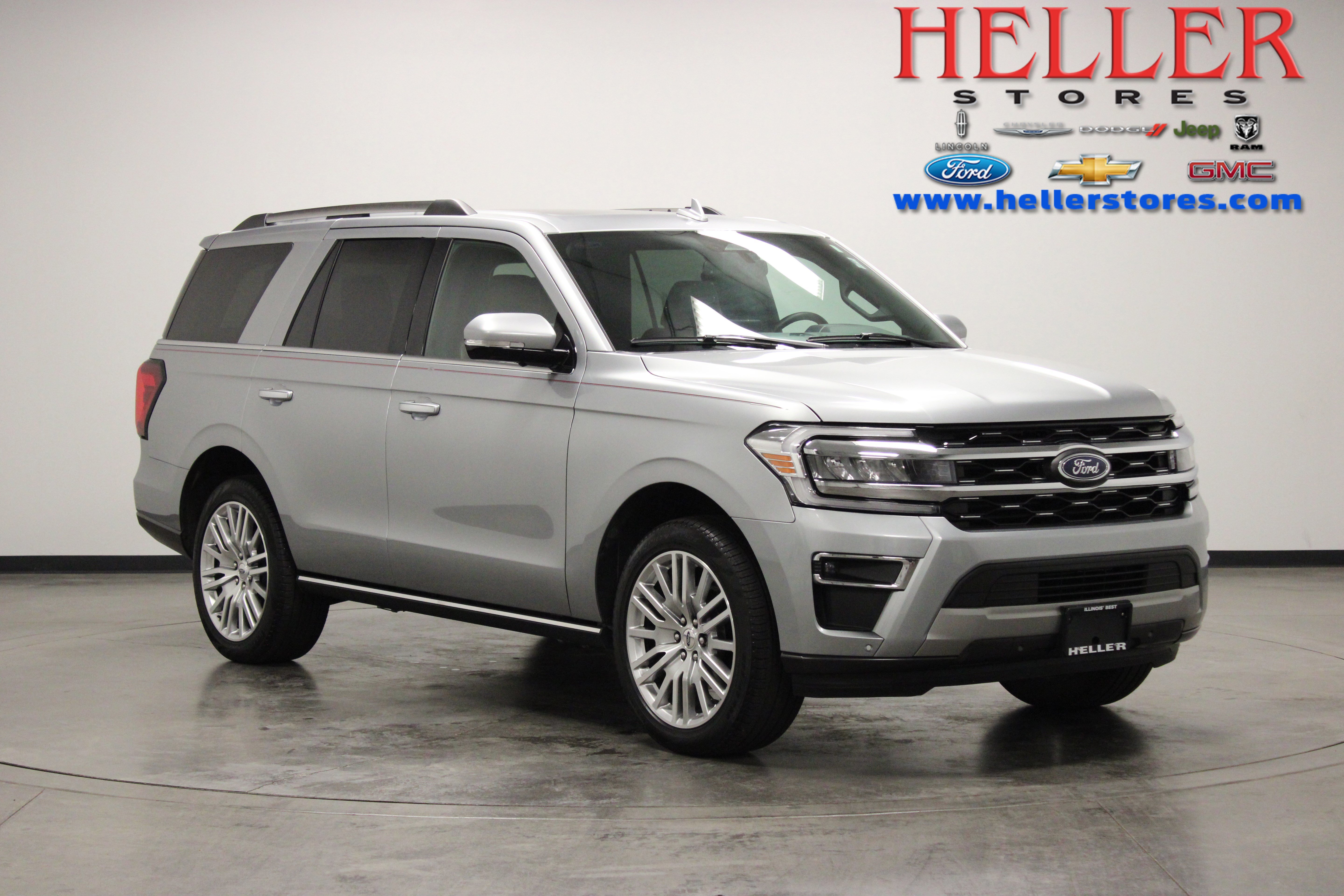 Used 2024 Ford Expedition Limited AWD/4WD image 1