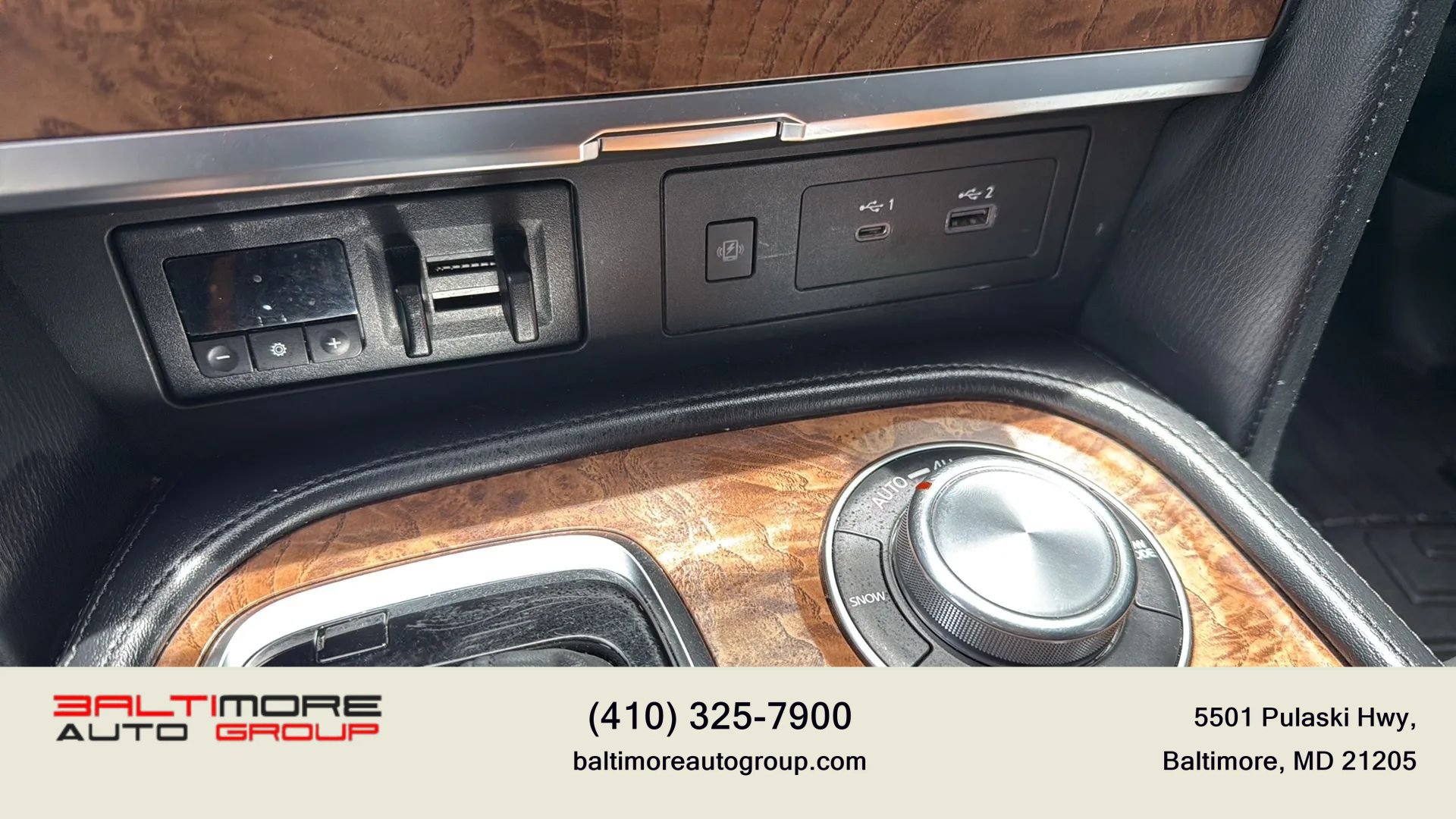 Used 2021 Nissan Armada SL w/ Captain's Chairs Package AWD/4WD image 38