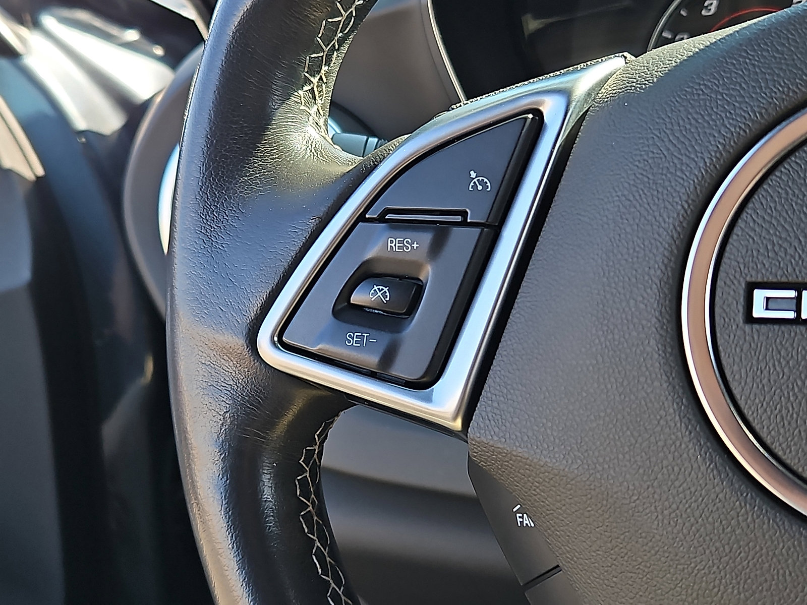 Used 2020 Chevrolet Camaro LS image 20