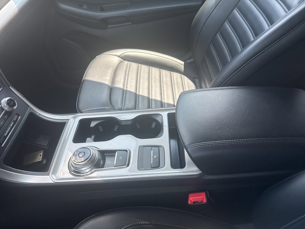 Used 2024 Ford Edge SEL image 33