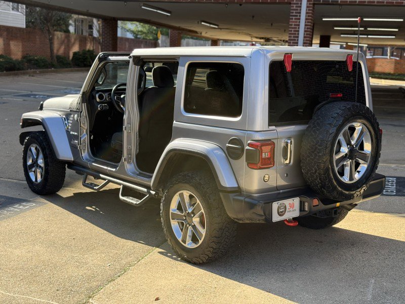 Used 2019 Jeep Wrangler Unlimited Sahara w/ Cold Weather Group image 8