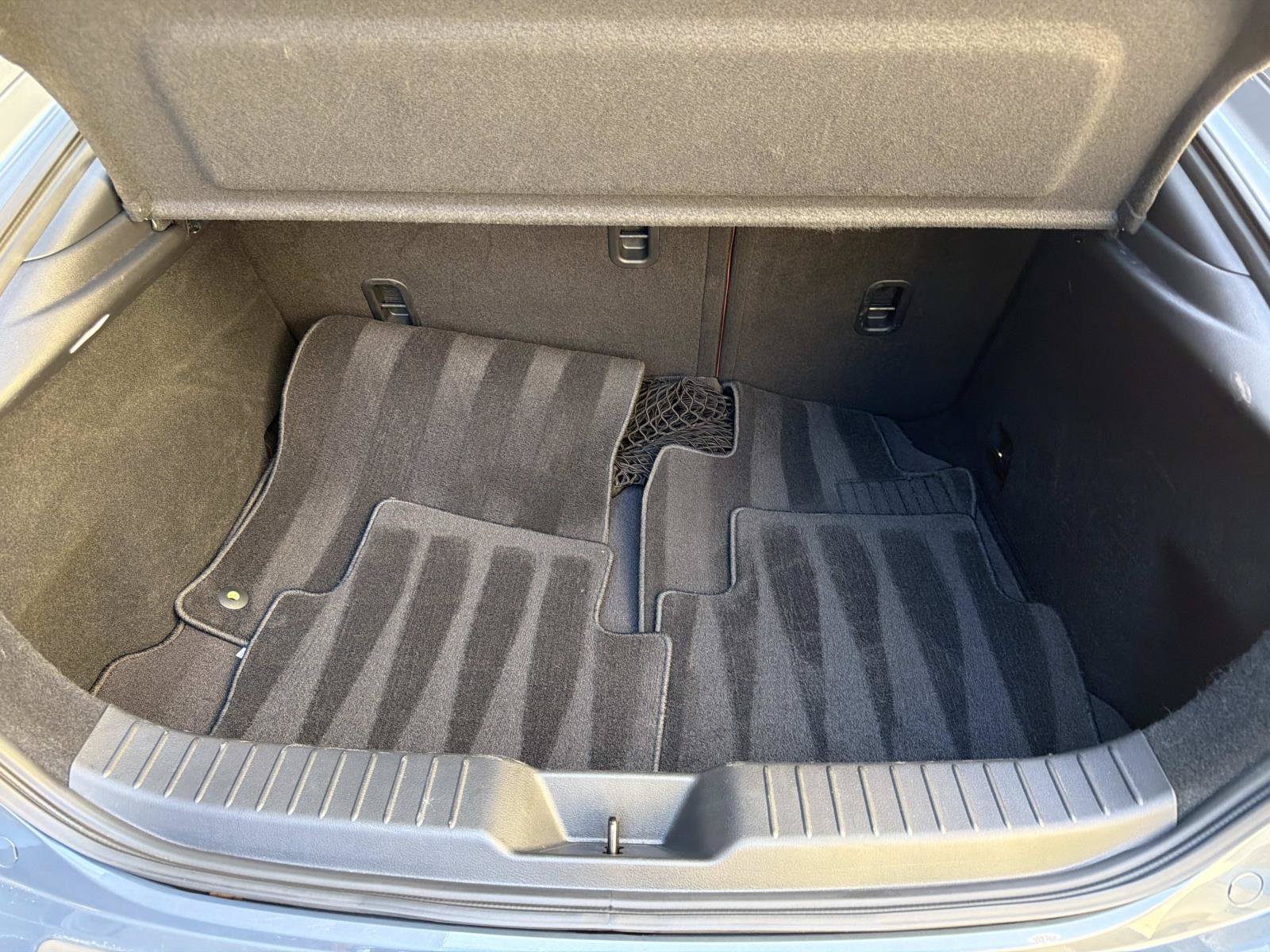 Used 2023 MAZDA MAZDA3 s FWD image 5