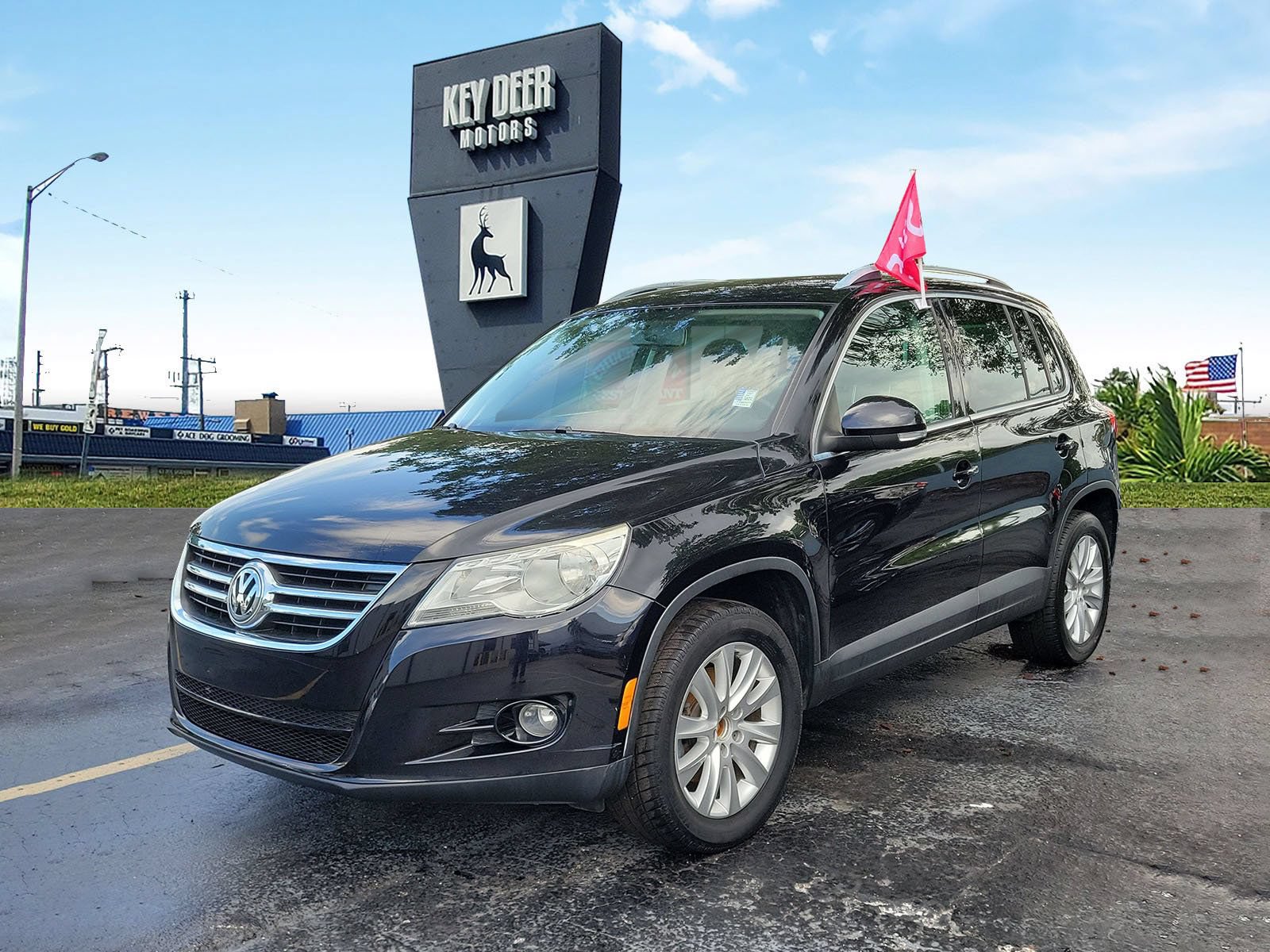 Used 2009 Volkswagen Tiguan S FWD image 1