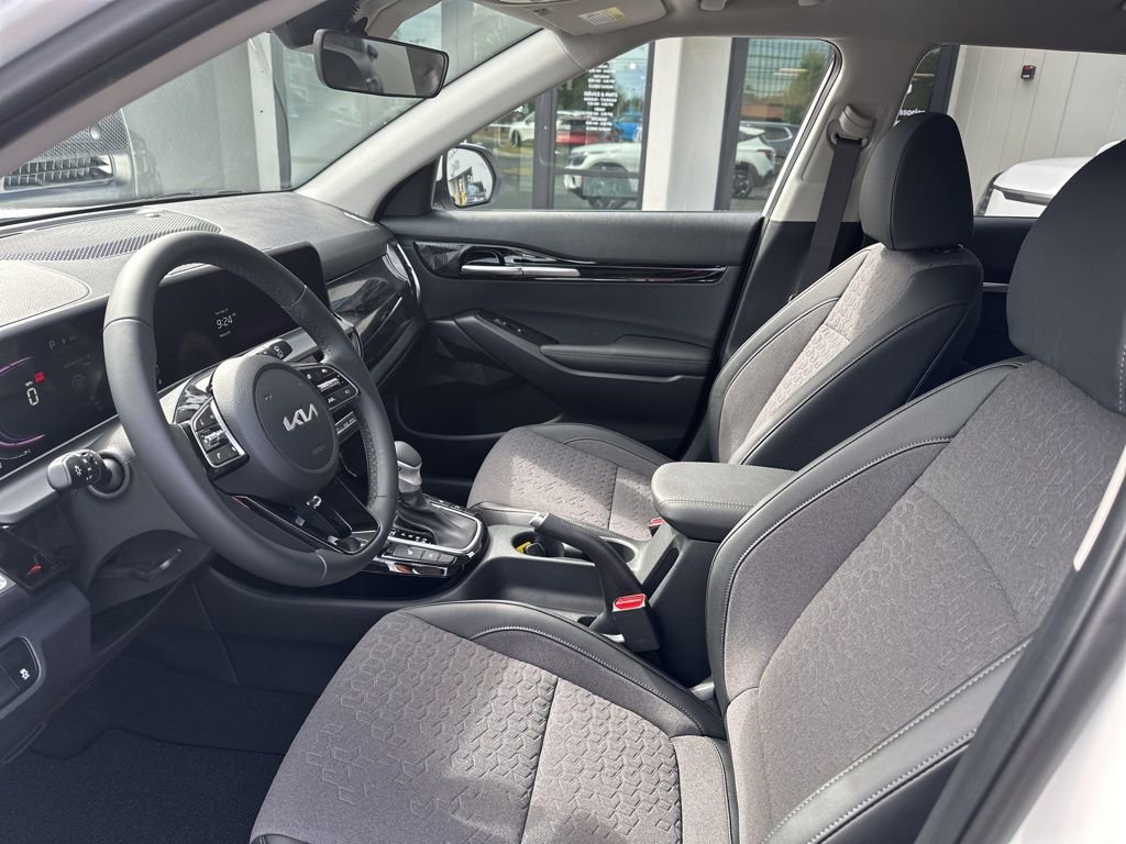 Used 2026 Kia Seltos S AWD/4WD image 30
