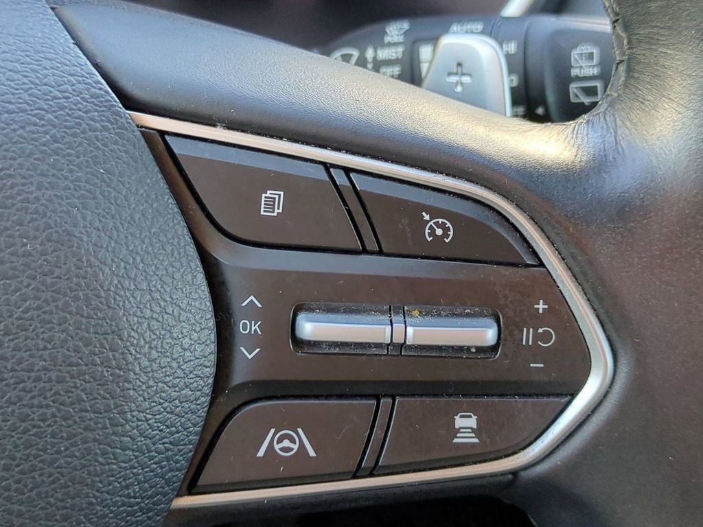 Used 2023 Hyundai Santa Fe Limited image 28