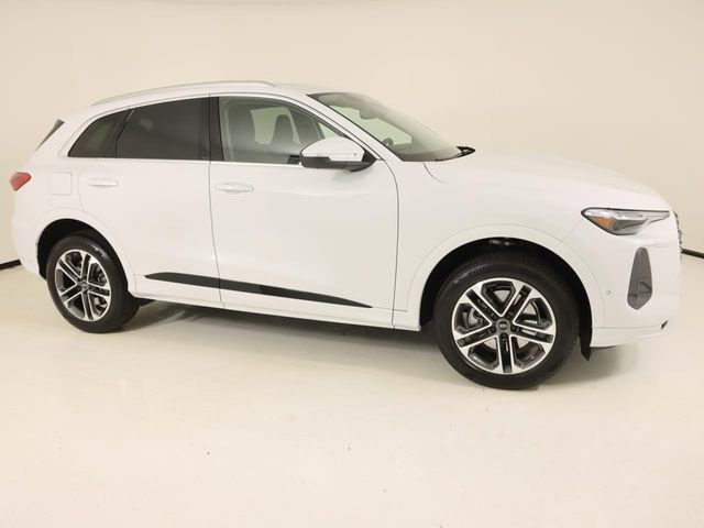 Certified 2025 Audi Q5 Premium Plus w/ Premium Plus image 6