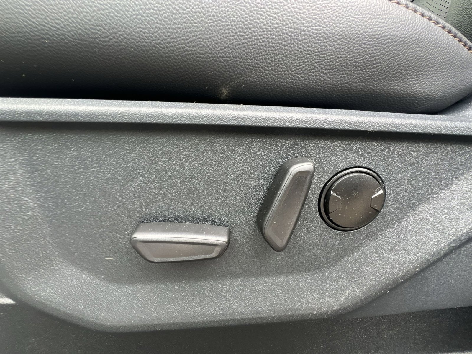 New 2026 Ford F350 Lariat AWD/4WD image 22