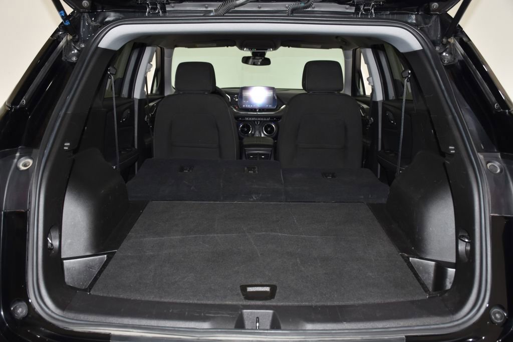 Used 2025 Chevrolet Blazer LT image 29