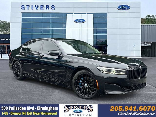 Used 2021 BMW 740i w/ Premium Package RWD image 1